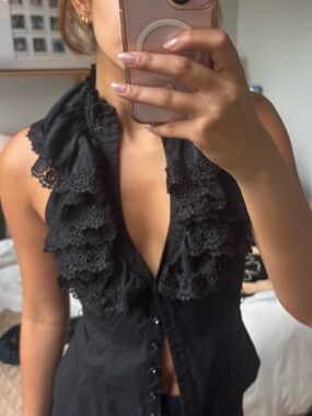 Vintage Bebe Black Lace Ruffle Halter Top - Women's Sleeveless Blouse